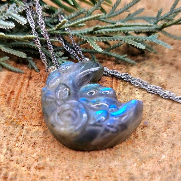 Nature Labradorite Carved Flashy Sleeping Rabbit On  Moon Pendant Necklace - Picture 7 of 10